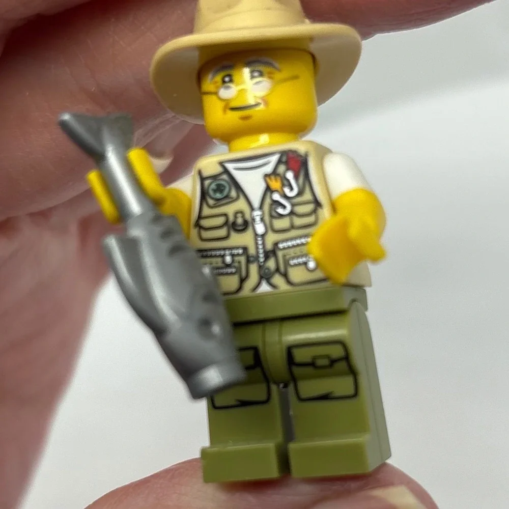 LEGO City Fisherman Minifigure Vest Safari Hat Fish Father's Day Dad Grandpa